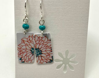 Repurposed gift card earrings, flowers