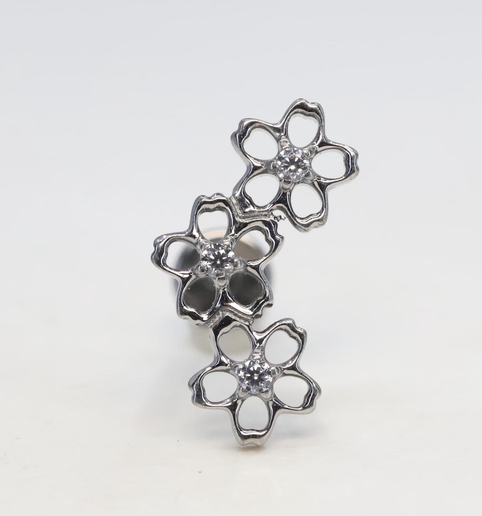 Titanium ASTM F136 (in286) Daisy Chain, Flower Arc Internally Threaded 1mm- 1.6mm (18ga-14ga) Suitable Conch, Helix, Cartilage, Tragus, Lobe