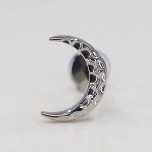Titanium ASTM F136 (in267) Dimpled Moon Internally Threaded 1mm-1.6mm (18ga-14ga) Suitable Conch, Helix, Cartilage, Tragus, Lobe