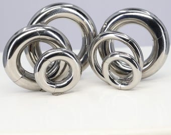 Titanium ASTM F136 Large Gauge Clicker, Hinged Hoop 12ga-0ga (2mm-8mm) suitable for septum, nipple, lobe etc