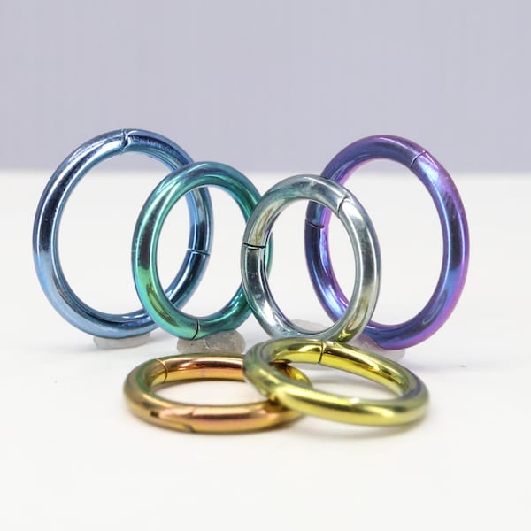 Titanium ASTM F136 Small Clicker, hinged hoop 1.0mm-0.8mm (18g-20ga)  suitable for septum, conch, daith, cartilage, rook, helix, lobe