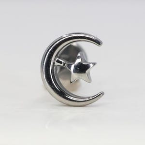 Titanium ASTM F136 (in70) Moon and Star Internally Threaded 1.2mm (16ga) Suitable Conch, Helix, Cartilage, Tragus, Lobe