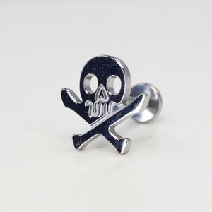 Titanium ASTM F136 (in09) Skull and Cross Bones Internally Threaded 1mm-1.6mm (18ga-14ga) Suitable Conch, Helix, Cartilage, Tragus, Lobe