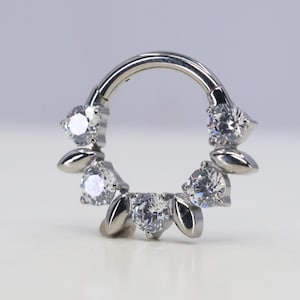 Titanium ASTM F136 (cl140) Zirconia clicker hinged hoop 1.2mm (16ga) Suitable for Daith, Helix, Cartilage, Septum, Rook, Lobe