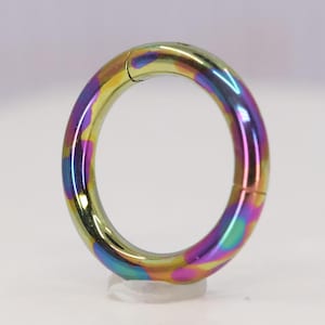 Titânio ASTM F136 Anodizado "dourado" óleo mancha Clicker, arco articulado 1,2 mm-1,6 mm (16g-14ga) septo, concha, daith, cartilagem, torre, hélice