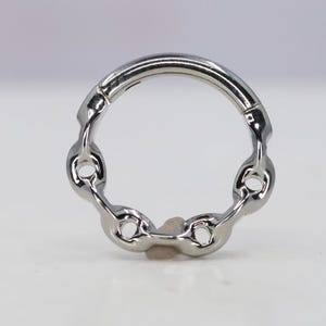 Titanium ASTM F136 (cl92) Chain Clicker, hinged hoop 1.2mm (16ga) Suitable for Conch, Cartilage, Septum, Helix, Lobe, Rook