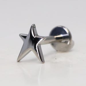 Titanium ASTM F136 (in32) Star Internally Threaded 1mm-1.6mm (18ga-14ga) Suitable Conch, Helix, Cartilage, Tragus, Lobe
