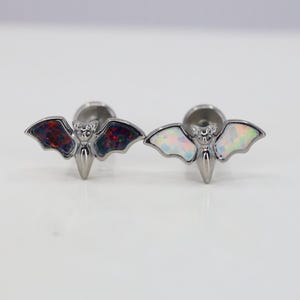 Titanium ASTM F136 (in216) Fire Opal Bat Internally Threaded  1.2mm (16ga) Suitable for Conch, Helix, Cartilage, Tragus, Lobe