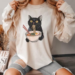 Noodle Cat Shirt, Ramen Cat T-Shirt, Foodie Lover Shirts, Black Cat Noodle T-Shirts, Retro Cat Tees, Cat Lover Sweatshirts, Black Cat Tee