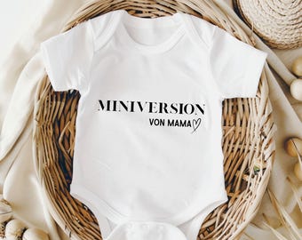 Mini version of Mama baby bodysuit, baby bodysuit gift for Mama, baby bodysuit for Mama, gift for newborn, baby bodysuit birth gift, Mother's Day gift