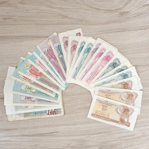 Various Ukrainian Karbovanets Banknotes, Pick Your Note, Vintage 1990s Transitional Currency Collectibles
