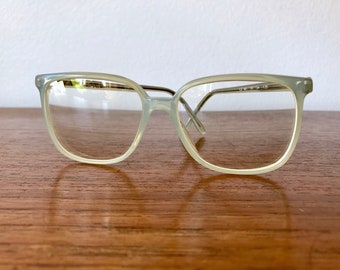 opaque glasses frames