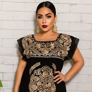 Gorgeous Mexican Embroidered Dress - Handmade Artisanal Dress - Hand Embroidered Dress - M/L