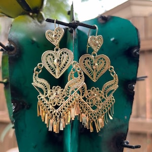 Arrow Heart - Gorgeous & Elegant Mexican Artisanal Gold Plated Filigree Earrings - Beautiful Folkloric Earrings made by our Oaxaca Partners