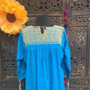 Trendy Hand Embroidered Blouse - Mexican Embroidered Blouse - Floral Designs - Medium
