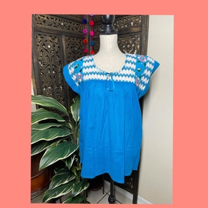 Precious Embroidered Blouse made in Puebla, Mexico - Medium Size