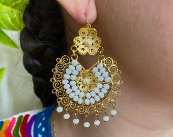 Elegant Oaxacan Filigree Earrings - Handcrafted Gold Jewelry for
