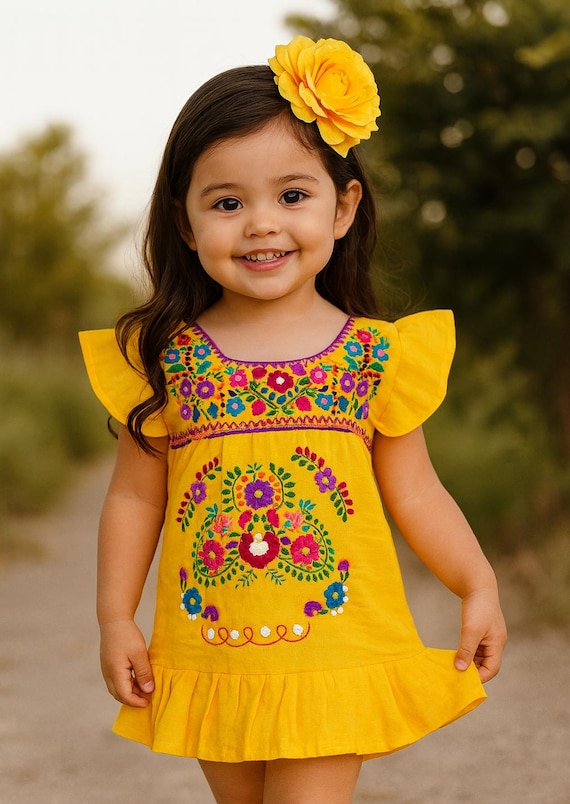 green emerald velvet dress Chiapas de Corzo Dress main image 0