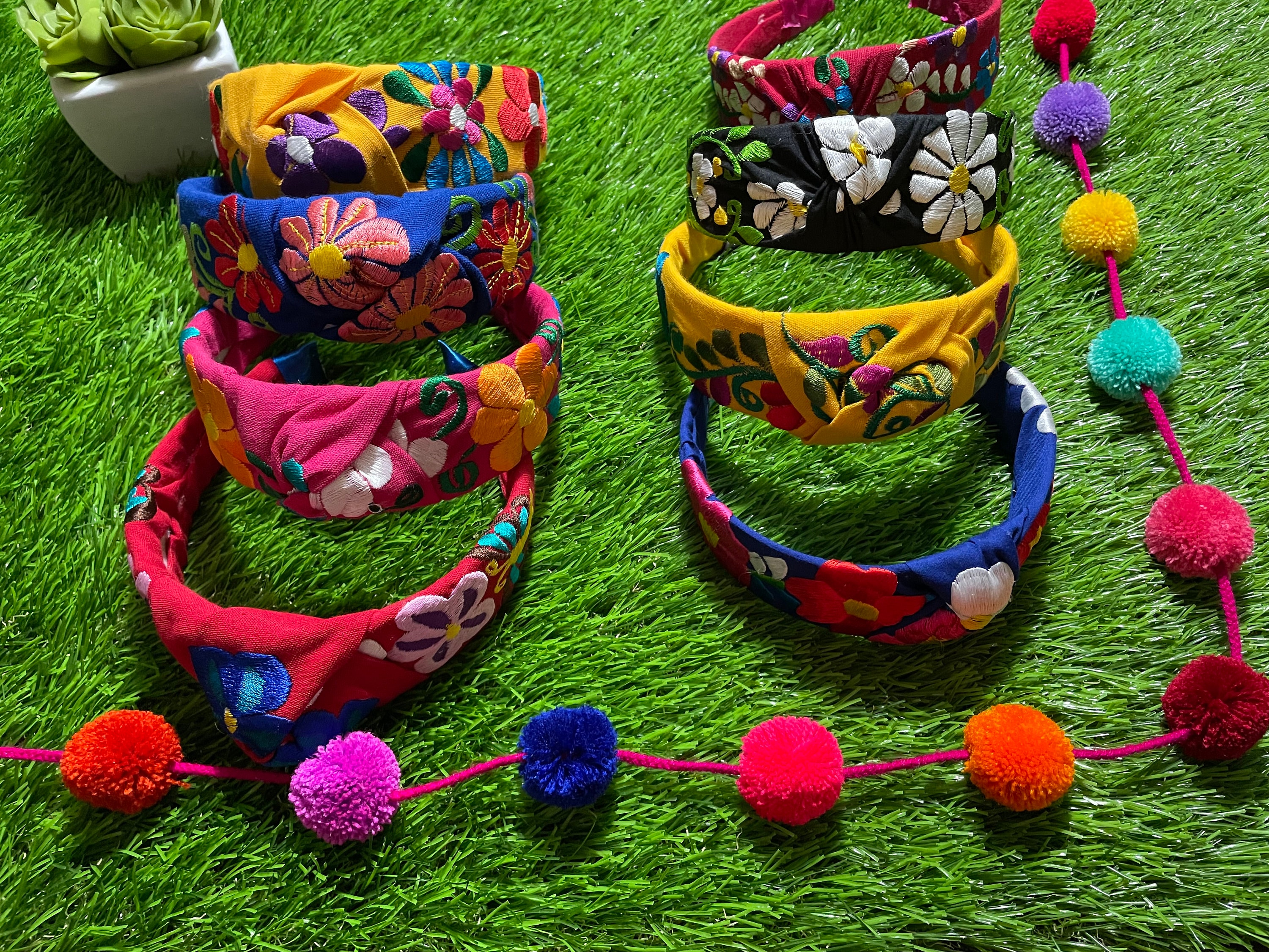 Hand Embroidered Floral Headband - Chiapas Artisanal Cotton Headband