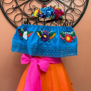 Beautiful Mexican Embroidered Blouse and Skirt Set traditional Girls ...