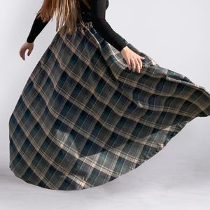Long Wool Skirt Women Wool Maxi Skirt Plaid Wool Skirt with pockets Long winter skirt Flared circle skirt