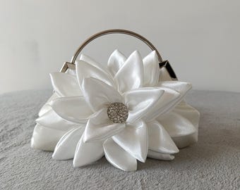 White Bridal Clutch: Elegant Flower Wedding Purse