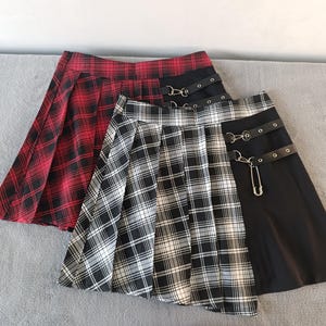 Black plaid skirt women School girl skirt Plaid skirt mini Dark academia clothing Skater tartan skirt