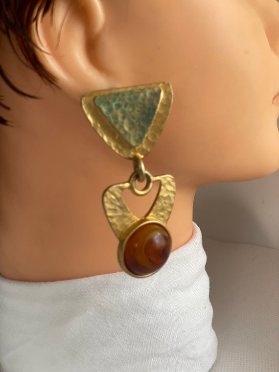 Vintage Large Geometrical Gold Tone Clip Earrings - image 5