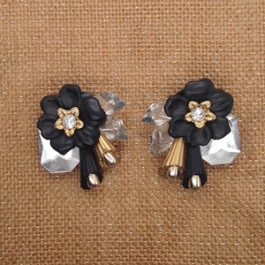 Vintage 1980 Flower Earrings, Clip Ons