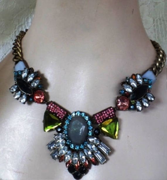 Vintage Ornate Crystal Necklace - image 3