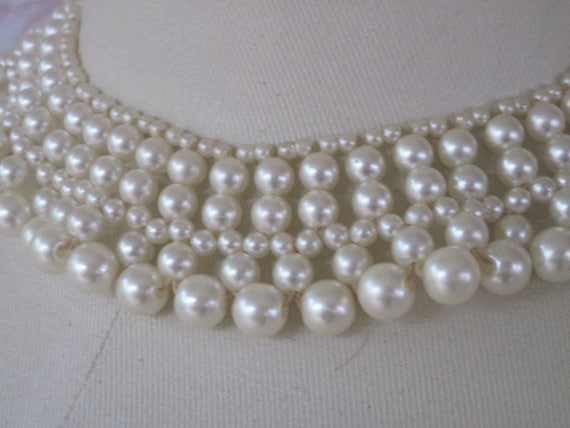 Vintage Pearl Choker Necklace - image 1