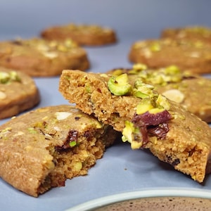 Lily&#39;s Desserts Double Pistachio Cookies | Pistachio Chocolate Chip Cookies | Nutty Chocolate Chip Cookies | Pistachio Dessert
