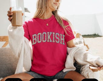 Bookish PNG, Just One More Chapter PNG, Reader Shirt Design, Comfort Colors Graphic, Sublimation File, Book Lover Clipart