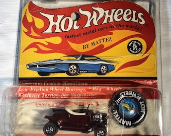 Hot Wheels Redline 1967 Ford J-car, Red, USA Base, Original