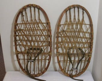 Vintage Military Lund Wood Snowshoes - Bear Paw