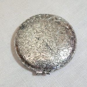 Revlon Love Pat Vintage Compact - Etsy