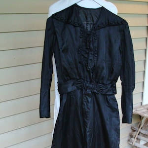 Vintage Antique Black Silk Dress - early 1900s Mourning Dress