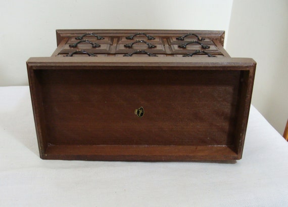Vintage Wood Jewelry Box Musical with Blue Lining… - image 7