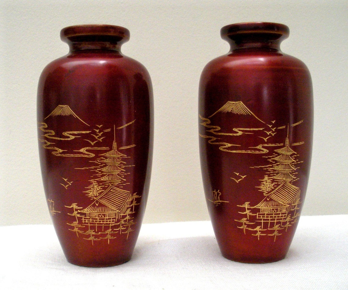 Pr. Japanese Red Lacquer Wood Vases w/ Gold Scene Etsy