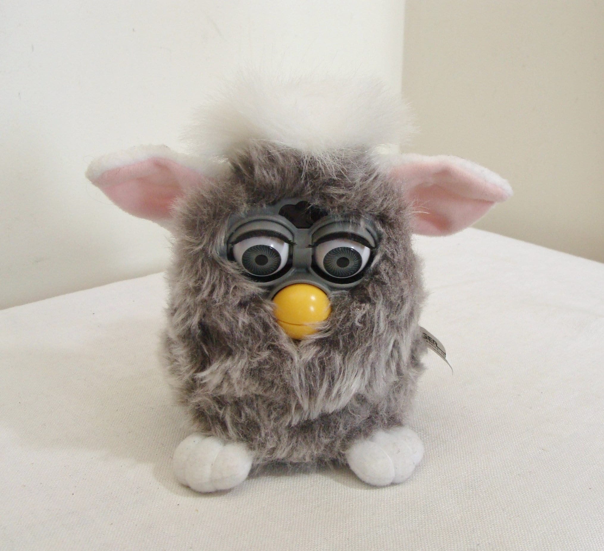 Vintage Gray & White 1998 Owl Furby by Tiger Electronics Ltd