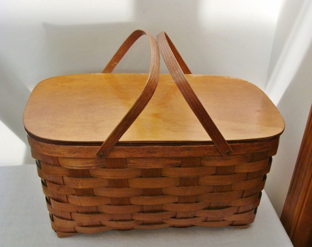 Vintage Woven Wood Picnic Basket With Woven Tray Metal Tray Etsy