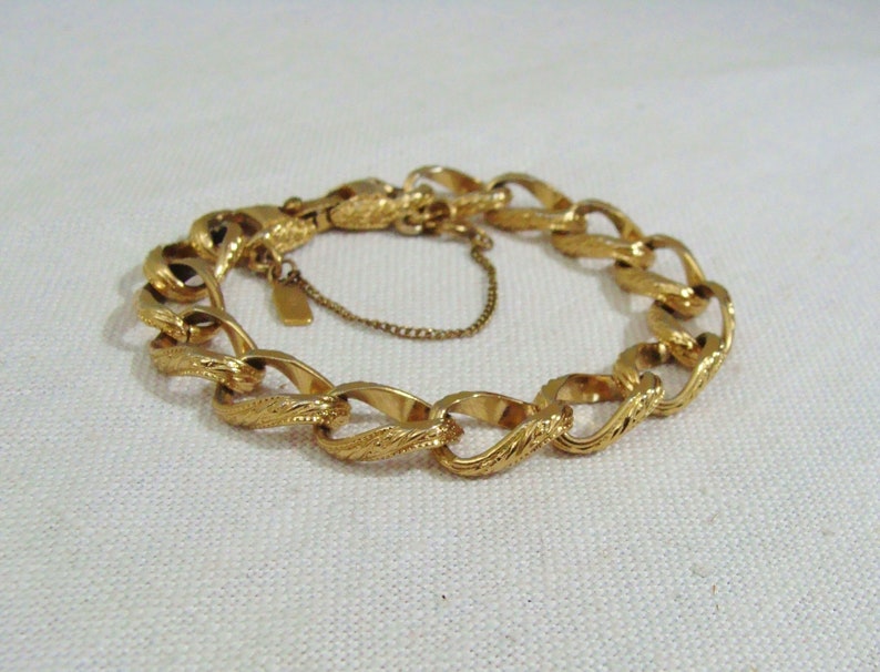 Vintage Monet Gold Tone Link Bracelet | Etsy