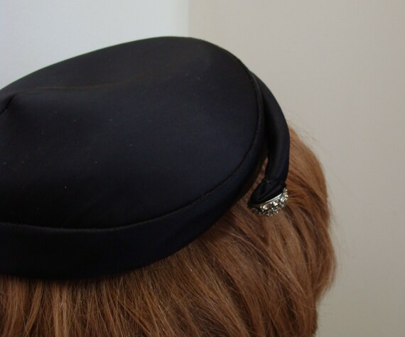 Vintage Black Womens Hat with Rhinestones - image 4