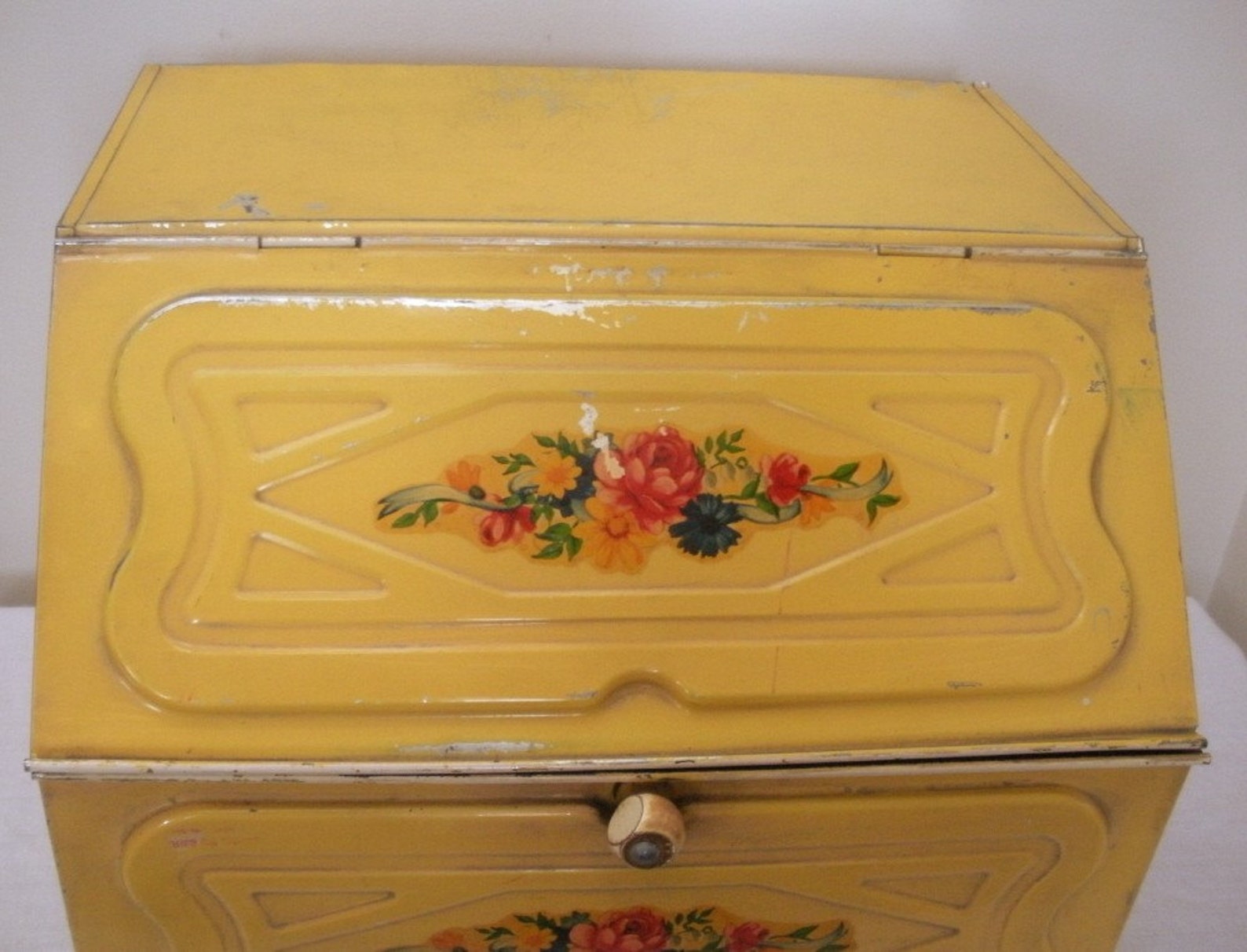 Vintage 1940s Yellow Tin Metal Bread Box Flowers Etsy