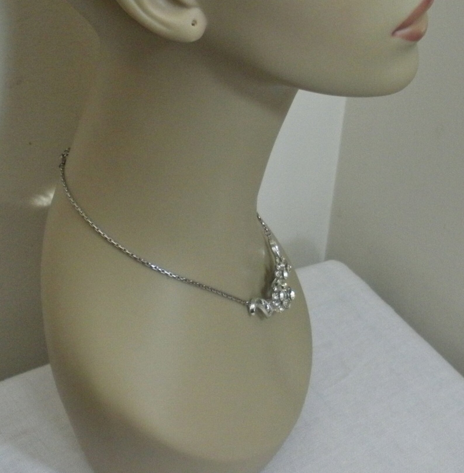 Vintage Flower Cluster Rhinestone Necklace Etsy