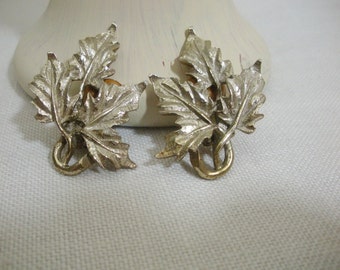 Vintage Emmons Large Leaf Earrings - Clip Back Earrings