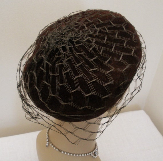 Vintage Dark Chocolate Brown Ladies Hat - Pillbox… - image 4
