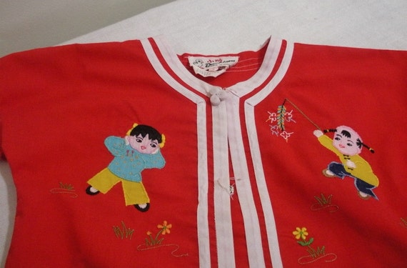 Vintage Red Asian Embroidered Childs Shirt - Duck… - image 4