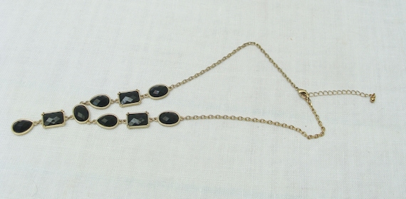 Vintage Avon Black Faceted Bead Necklace - NR Nin… - image 2