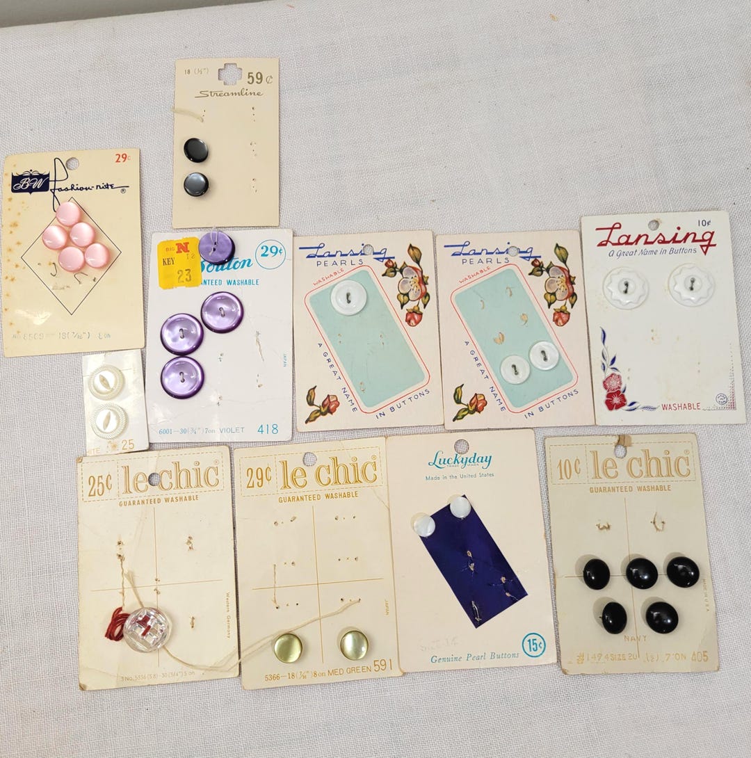Vintage Lot of 11 Assorted Button Cards – Partially Full 29 Buttons ...